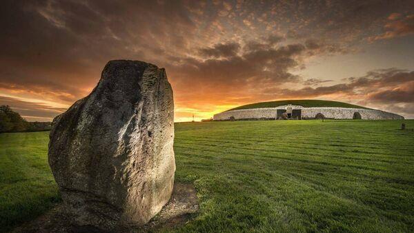 Watch back: The Winter Solstice sunrise phenomenon at Newgrange